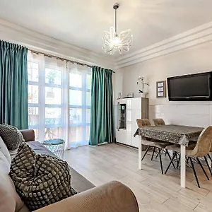 torviscas-playa-apartamento-moderno-con-piscinas.in-canary-islands.com/